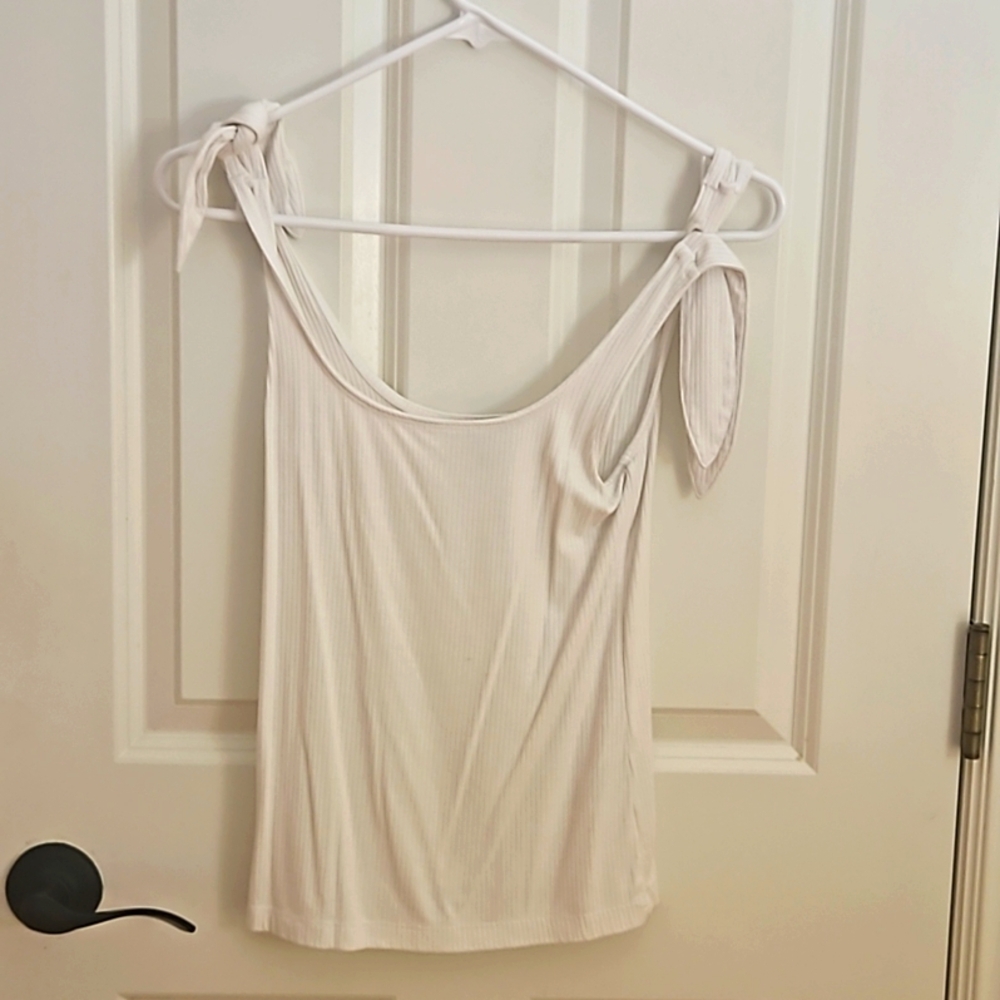 Tank tops great condition